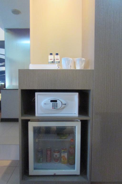 Mercure Palu Esterno foto
