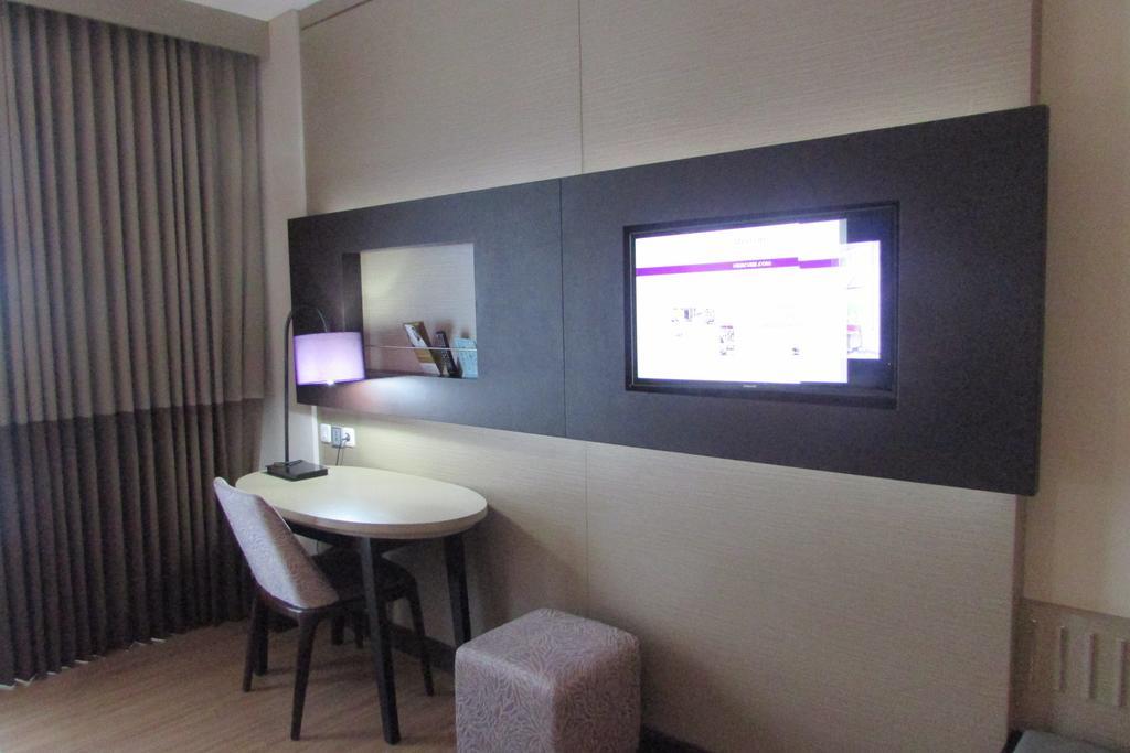 Mercure Palu Esterno foto