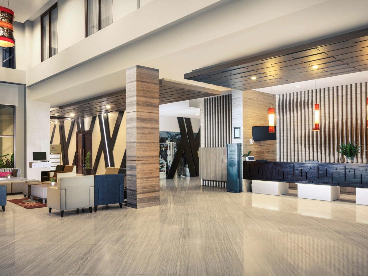 Mercure Palu Esterno foto