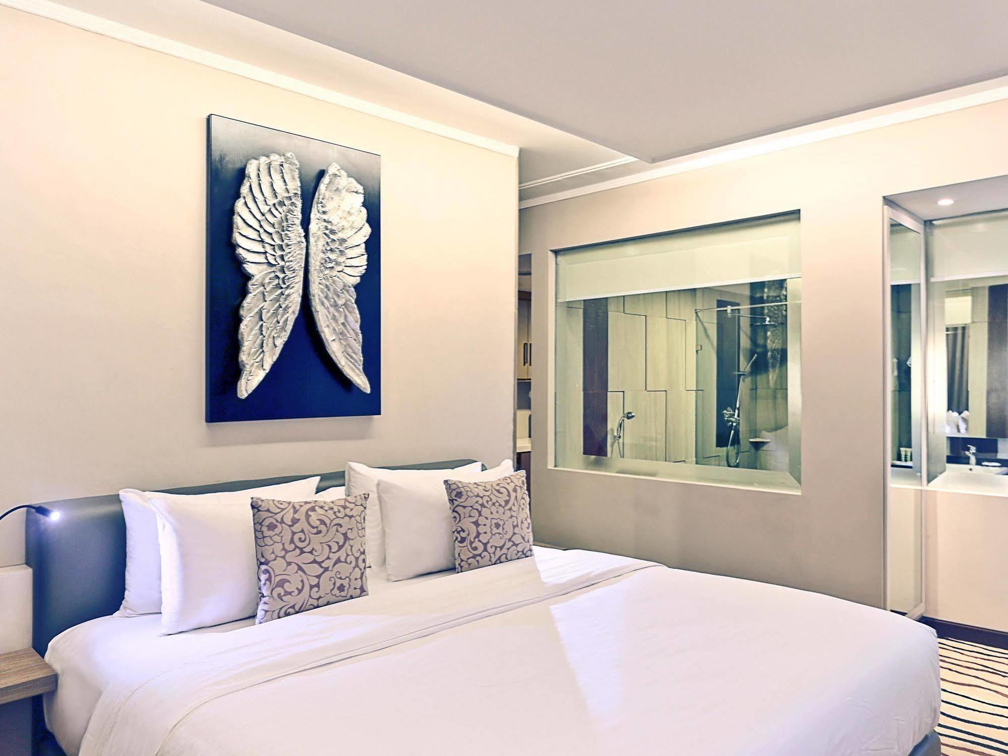 Mercure Palu Esterno foto