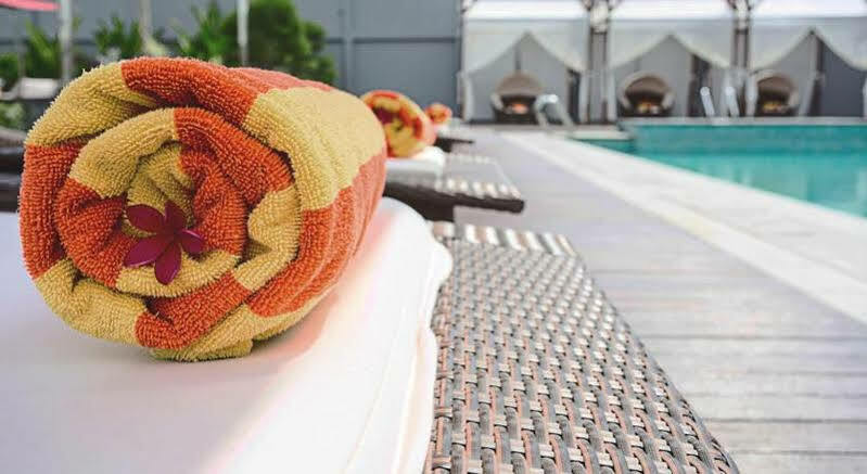 Mercure Palu Esterno foto
